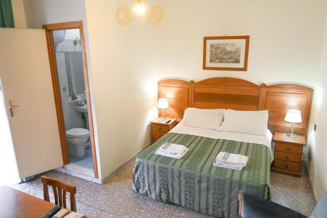 The Condottieri Rooms Рим Екстериор снимка